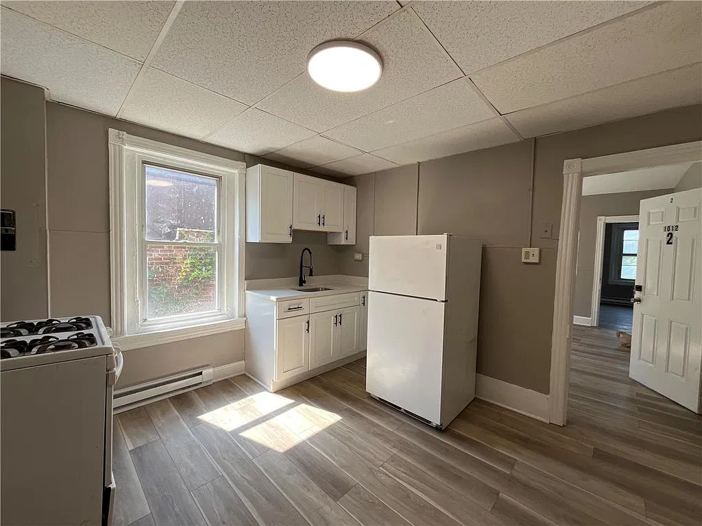 1 bed, 1.0 bath, 600 sqft, $995 — Photo 4
