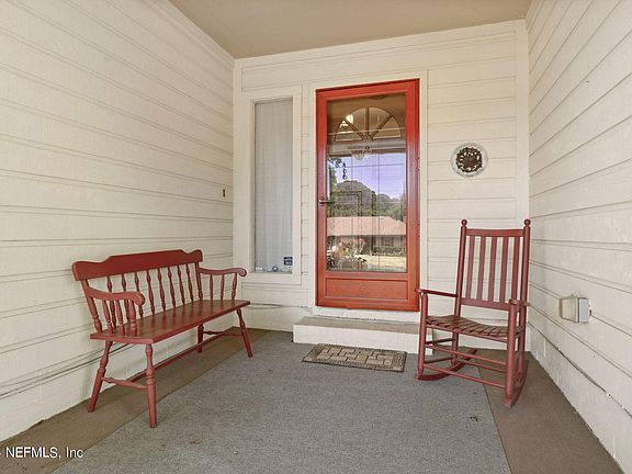 3rd image of 10914 PUTNEY Court