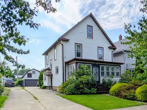 132 Grove Dr, Ashtabula, OH 44004