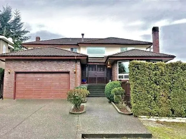 7204 Ridge Dr, Burnaby, BC V5A 1B5