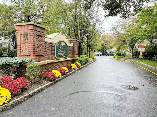161 Riverwalk Way