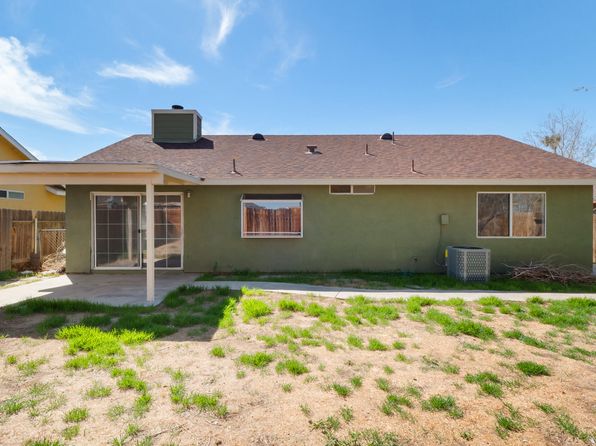653 Twinberry Ln, Lancaster, CA 93534