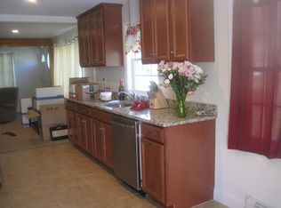 192 Wareham St, Middleboro, MA 02346
