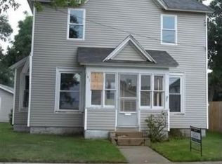 141 Maple St NW, Sparta, MI 49345