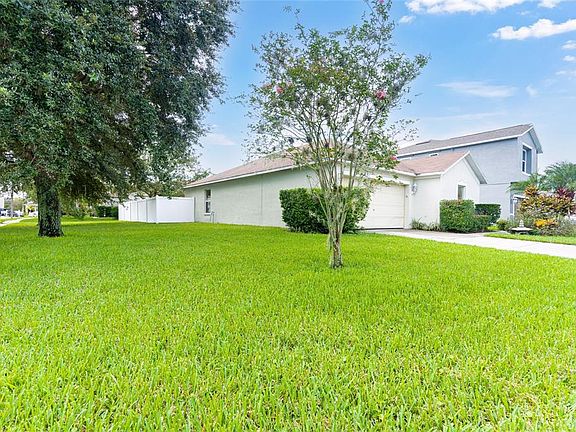 2nd image of 32144 Northridge Dr