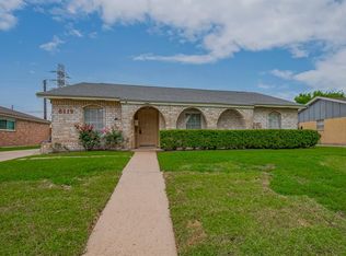 8119 La Roche Ln, Houston, TX 77036