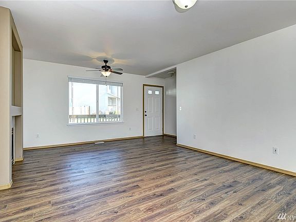 4th image of 6618 79th Dr NE