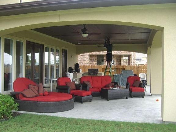 2nd image of 10127 Winding Glen Dr