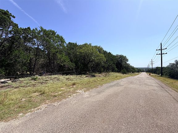 5th image of 250 Oak Knob Dr