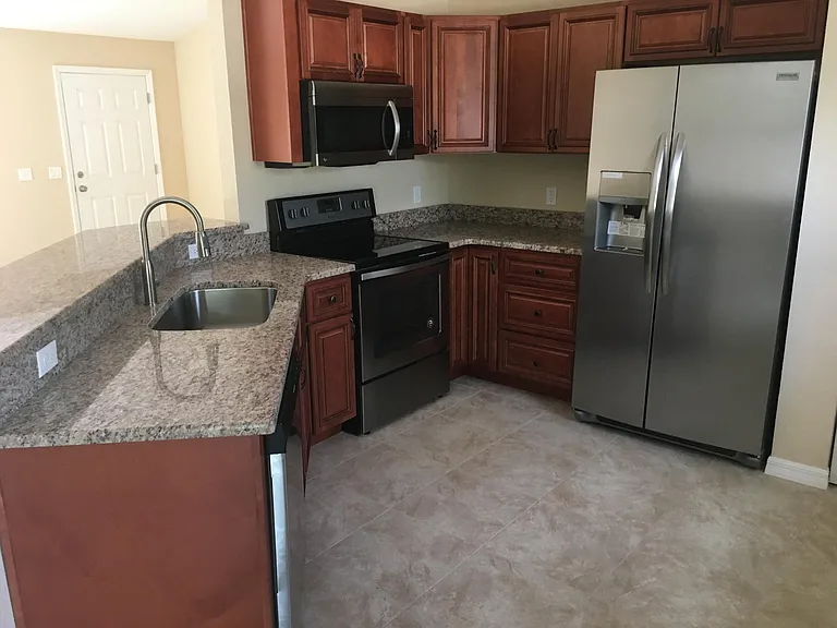 548 Marion Oaks Blvd — Photo 8