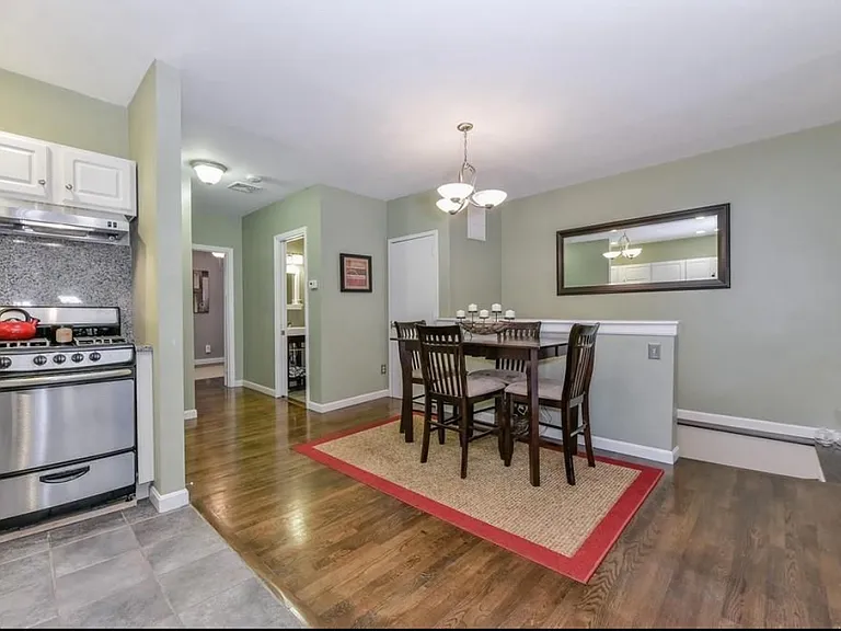 253 Gold St #1 — Photo 2