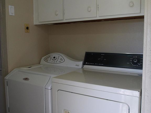 4th image of 3661 E Western Dr