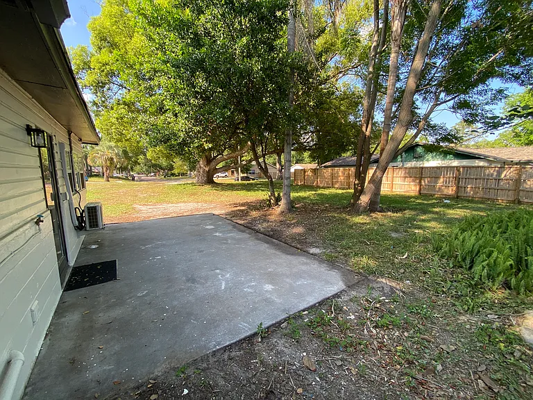 17516 Meadowbridge Dr — Photo 20