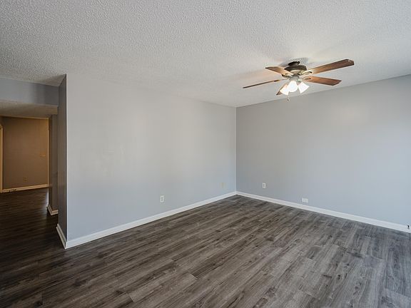 5th image of 2152 Cheshire Dr