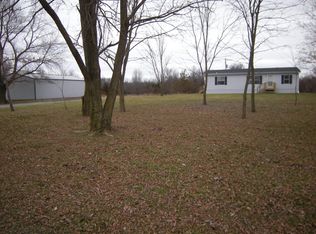 17050 N Anchorom Rd, Hallsville, MO 65255