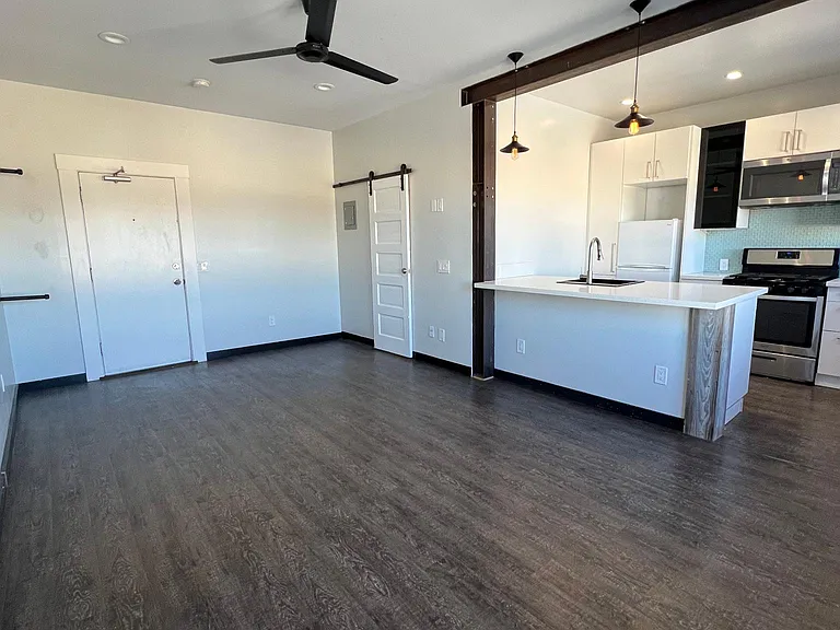 2171 Logan Ave #2 — Photo 9