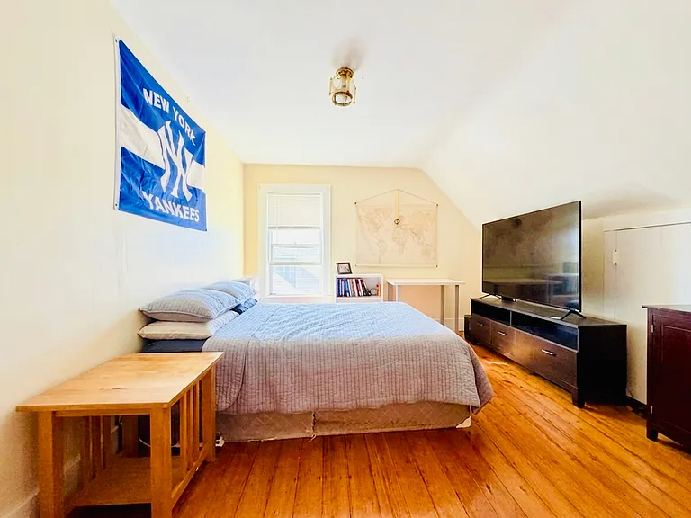 3 Foster St #2L — Photo 1
