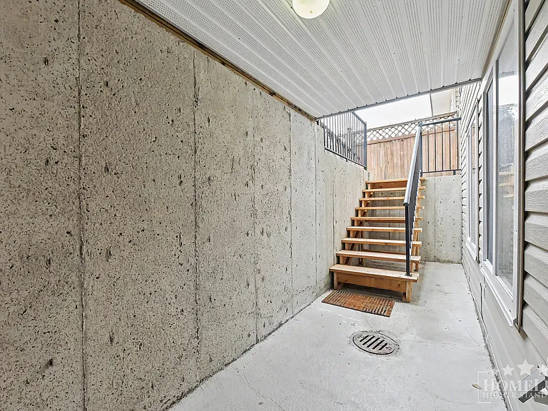 6125 148th St #BASEMENT — Photo 10