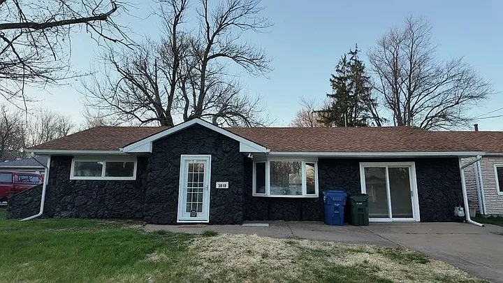 3018 Telegraph Rd — Photo 8