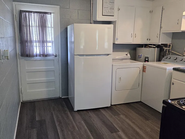 8412 Shilling St — Photo 3