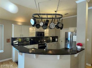 3628R Lake Country Dr, Denton, TX 76210