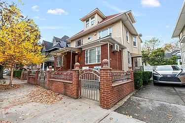 336 East 16th Street