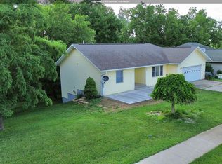 1005 N 16th St, Denison, IA 51442