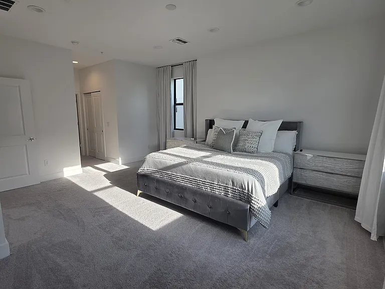 2511 N Grady Ave #6 — Photo 16
