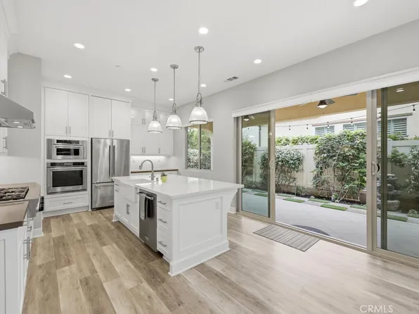 10866 Rojo Ct, Cypress, CA 90720