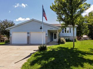 422 Everett Ave, Eyota, MN 55934