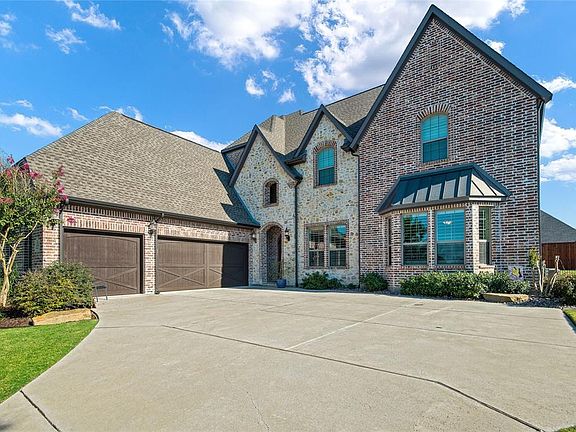 2nd image of 15295 Dublin Ln