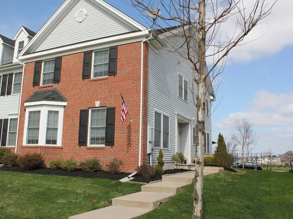 42 Saddle Way, Chesterfield, NJ 08515