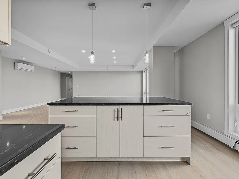3569 Dutch Village Rd — Photo 79