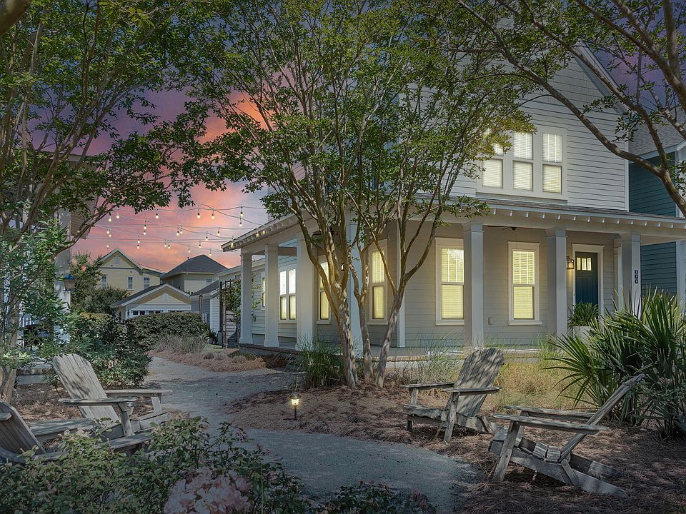 1st image of 240 Summers Dr