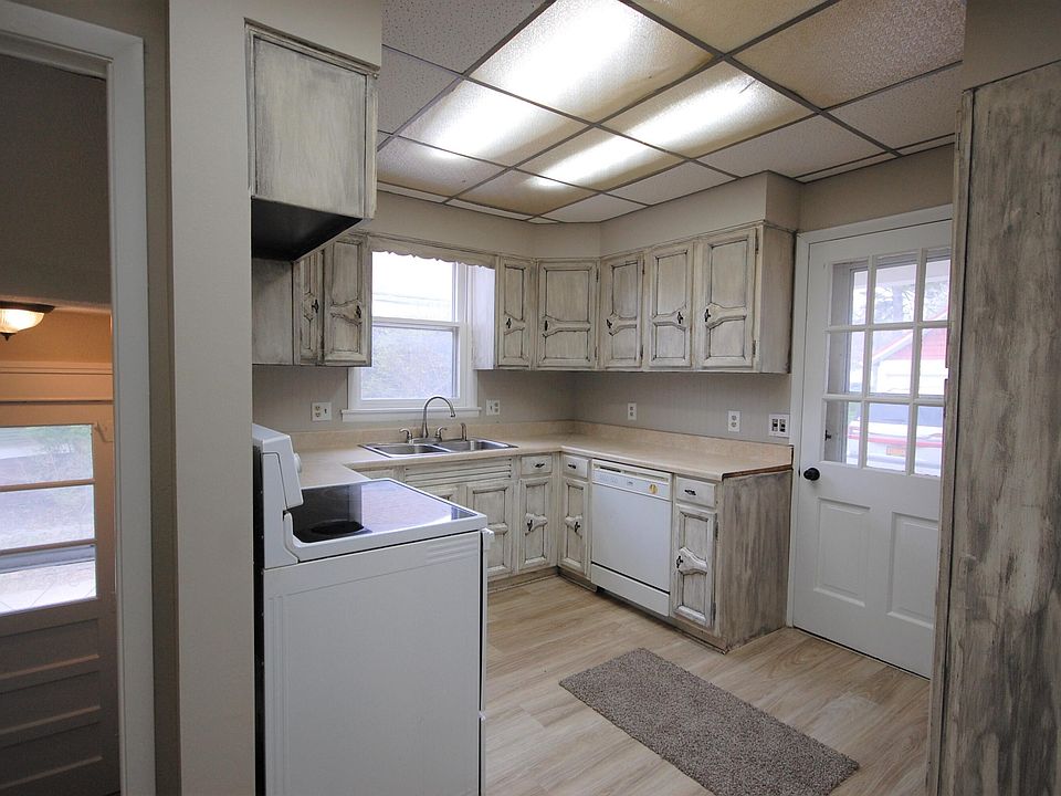 320 S Story St, Boone, IA 50036 Zillow