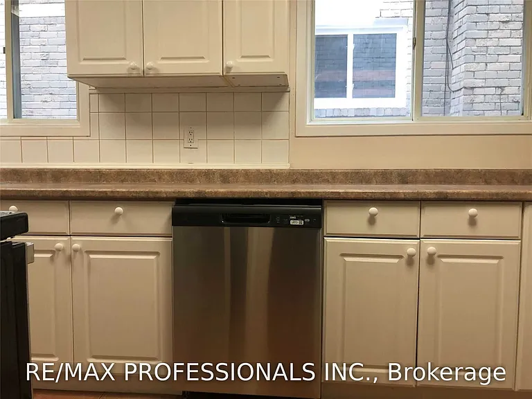 4207 Beacon Ln — Photo 11