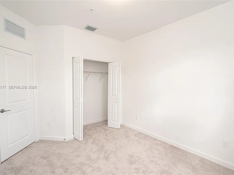 270 SW 159th Pl — Photo 15