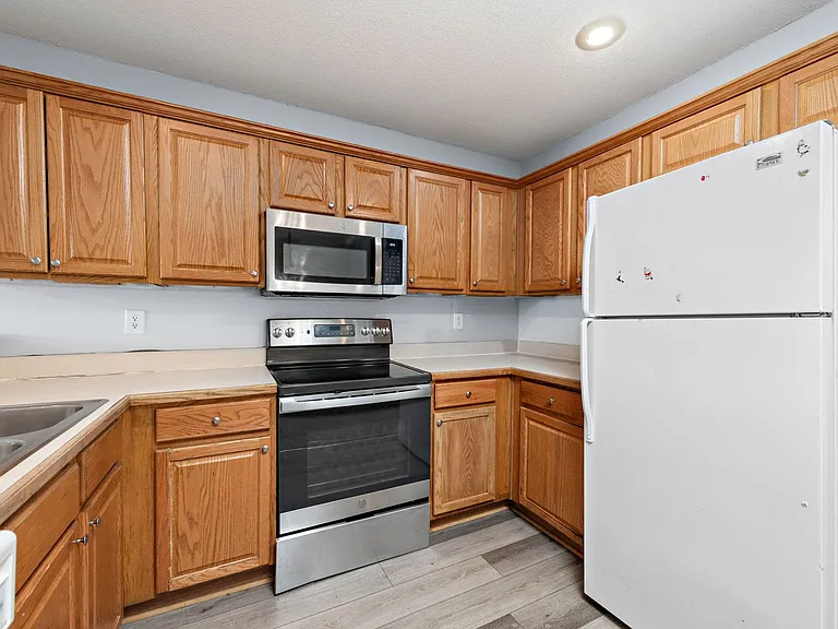 1619-1649 Cinnabar Dr — Photo 33