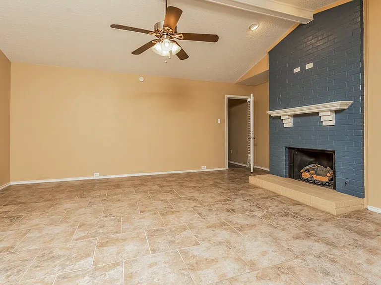 3239 Wichita Dr — Photo 3