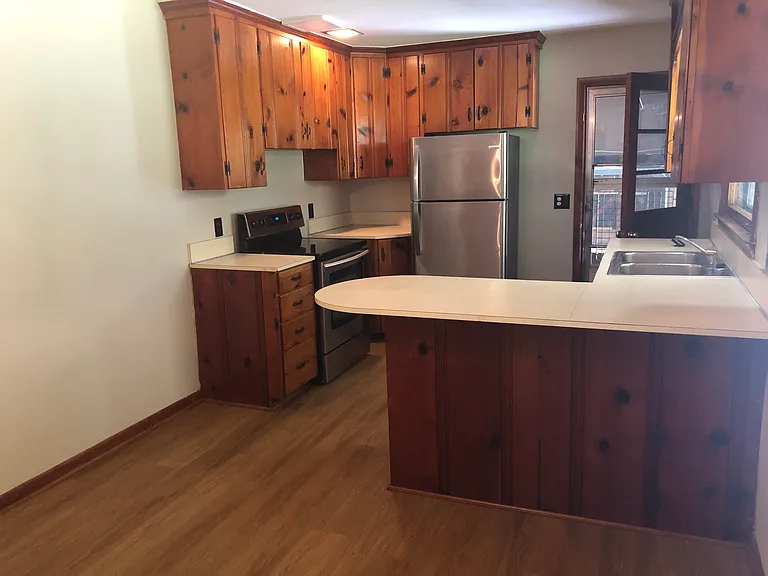 508 McKellar Dr — Photo 5