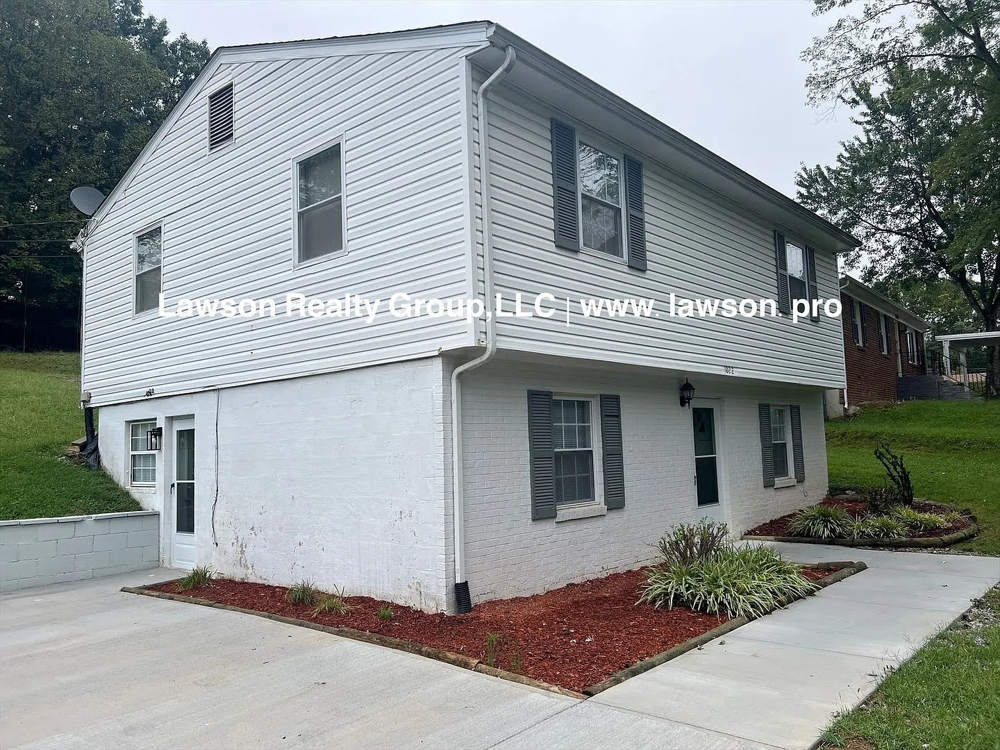 Spacious Vinton Home with Newly Paved Off Street Parking — Photo 2