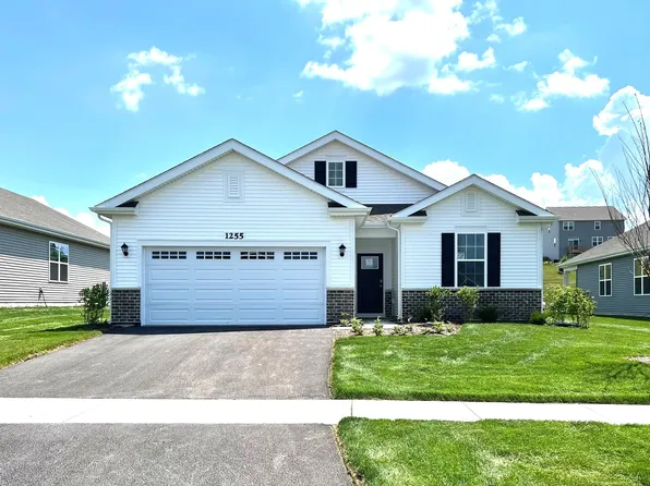 1255 Wild Tulip Ct, Bartlett, IL 60103
