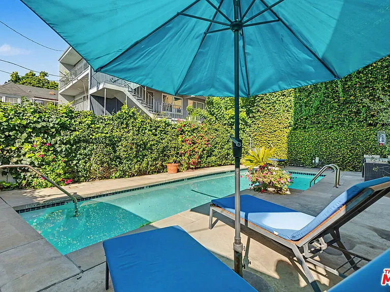 1021 Westmount Dr #102 — Photo 33