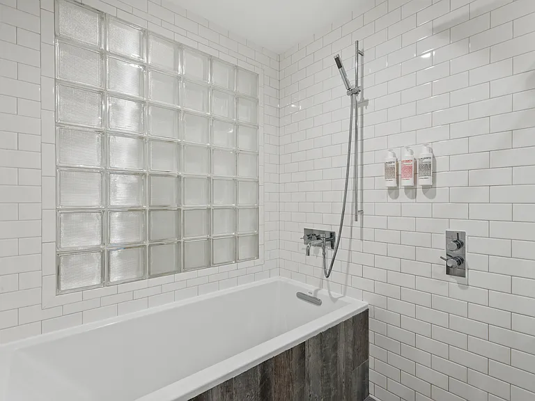 239 Starr St #1A — Photo 24