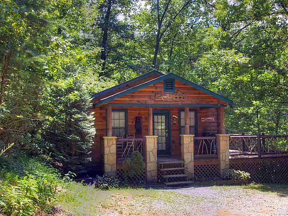 4th image of 1540 Mountain Trail Way