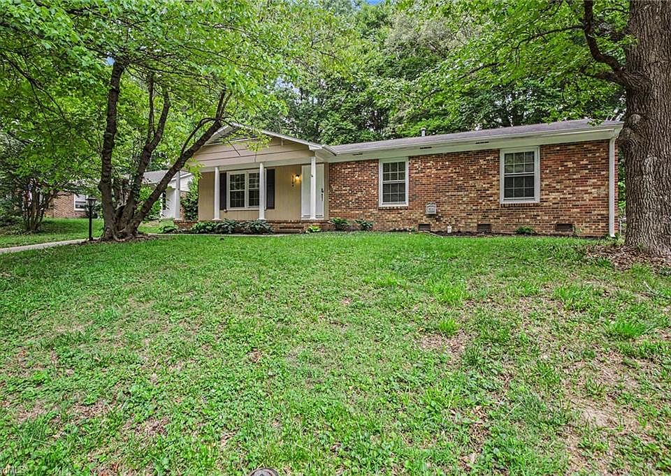 1st image of 5104 Amberhill Dr