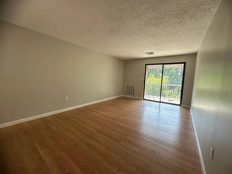 19 Blackstone Dr #1933 — Photo 6