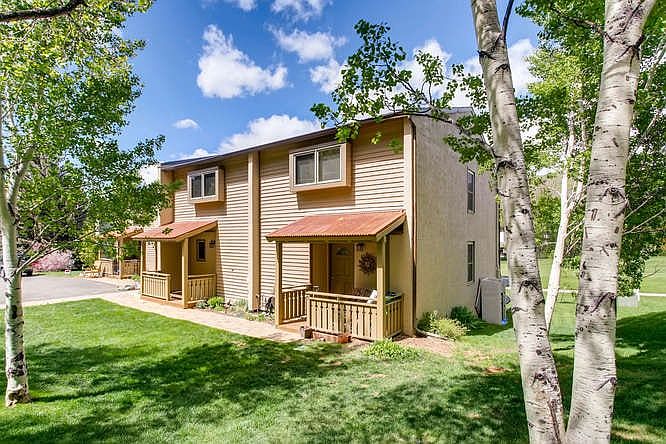 End Unit!! Exterior