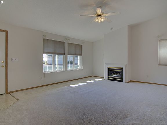 3rd image of 7400 NE 43rd Way