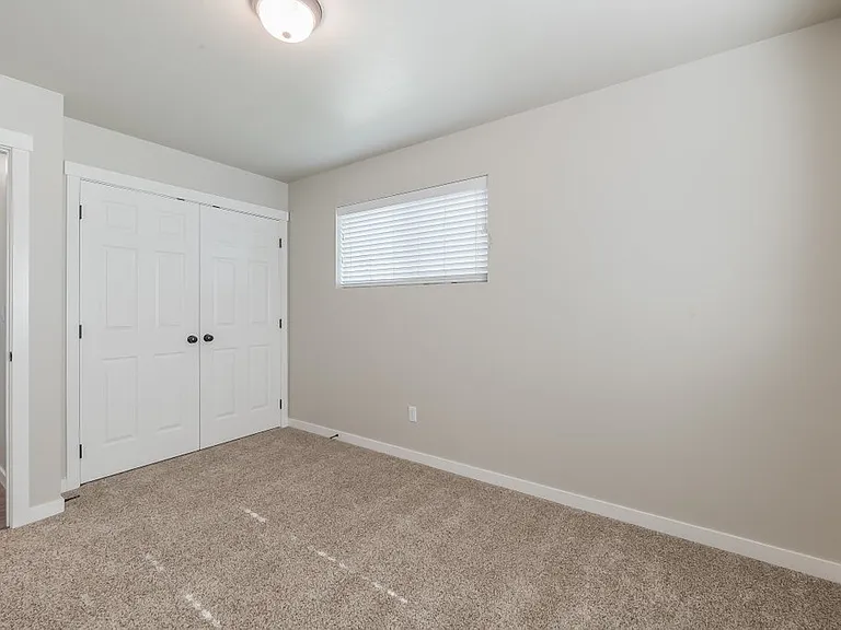 2844 N Carriage Ct — Photo 15